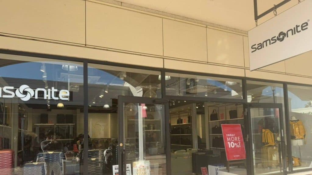 鳥栖プレミアム・アウトレットのサムソナイトの店舗に行ってみた